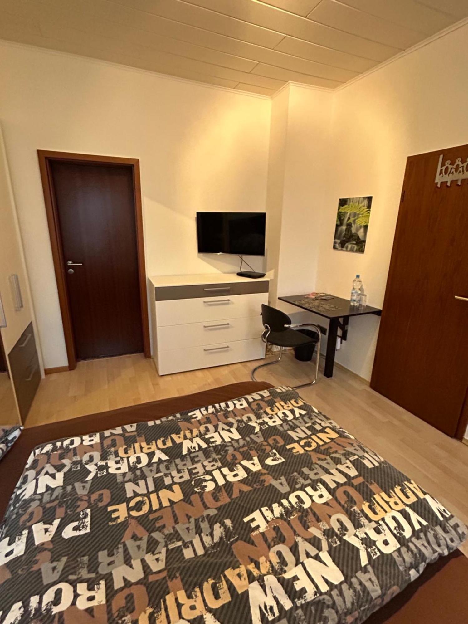 Privatzimmer Haus Gruenewald 졸링겐 외부 사진